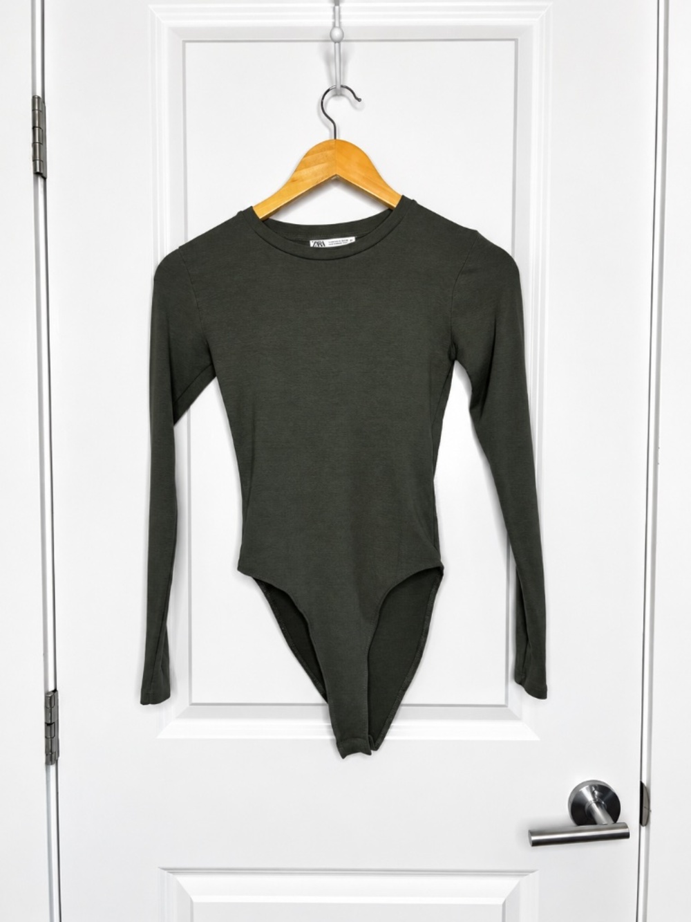 Zara Long Sleeve Bodysuit – Size Small